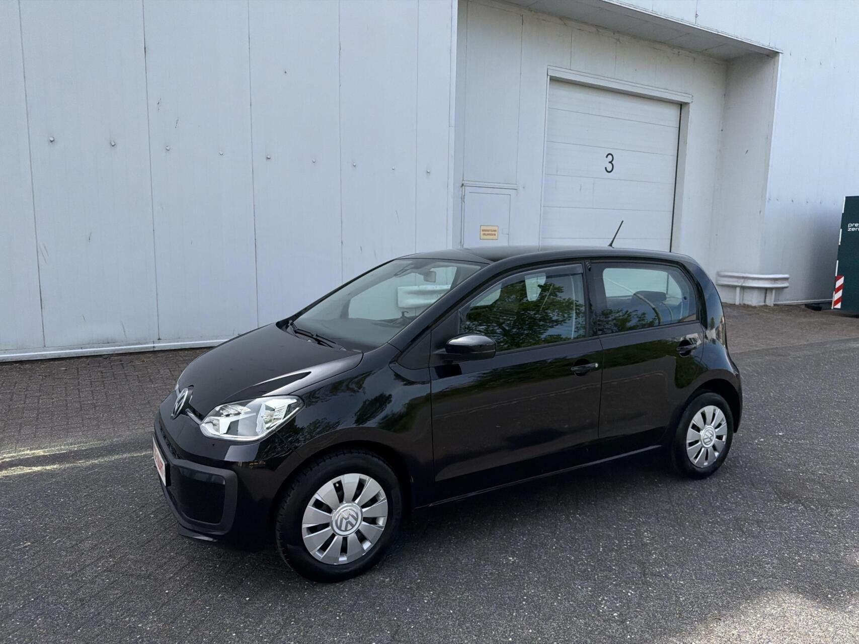 Volkswagen Up! 1.0 BMT move up! - AIRCO/BLUETOOTH/LED/NAP, Auto's, Voorwielaandrijving, Gebruikt, Origineel Nederlands, Bedrijf