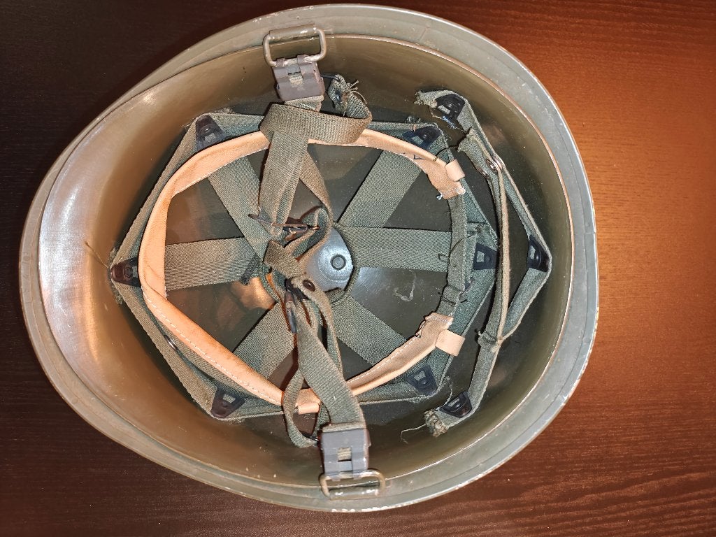 Te koop: Nederlandse M35 helm., Verzamelen, Ophalen of Verzenden, Nederland, Helm of Baret