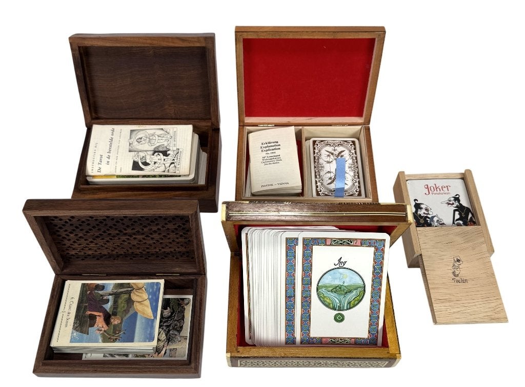 783. Houten kistjes met tarotkaarten, 20e eeuw, Antiek en Kunst, Ophalen of Verzenden