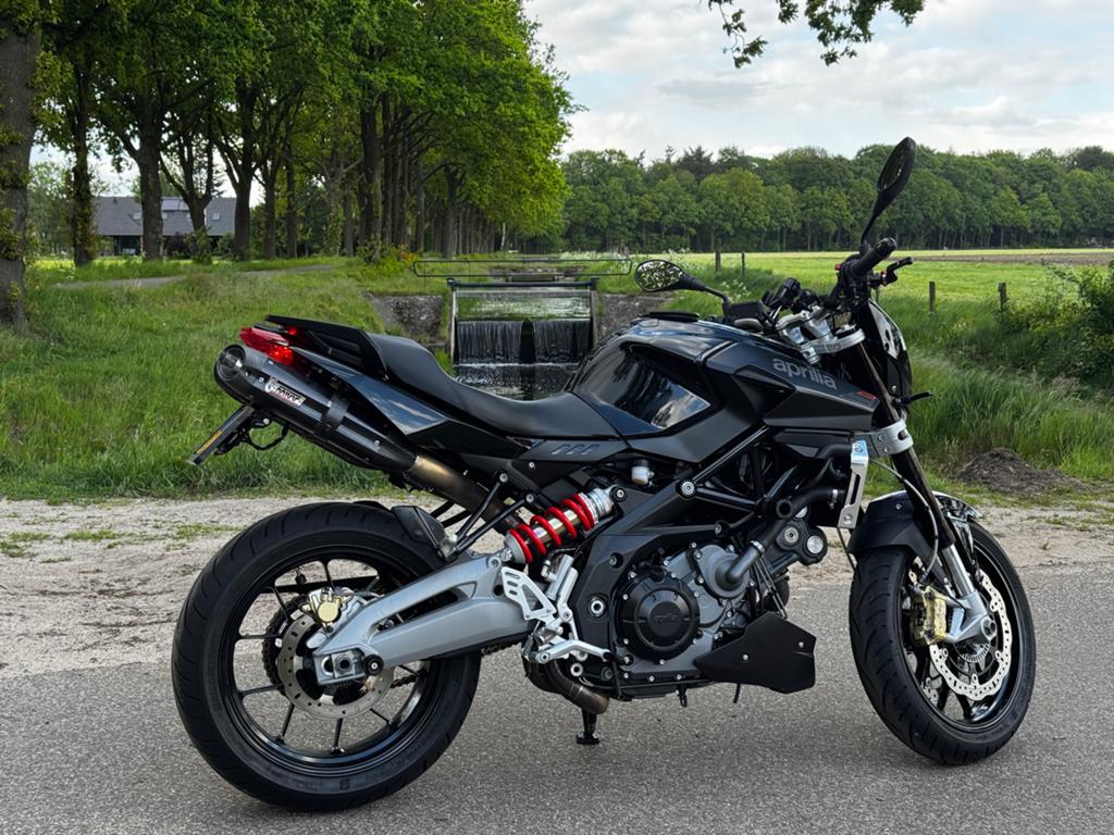 Aprilia Shiver 750 ABS 2016 weinig Km’s A2 mogelijk, 750 cc, 2 cilinders, Motorrijbewijs A, Gebruikt