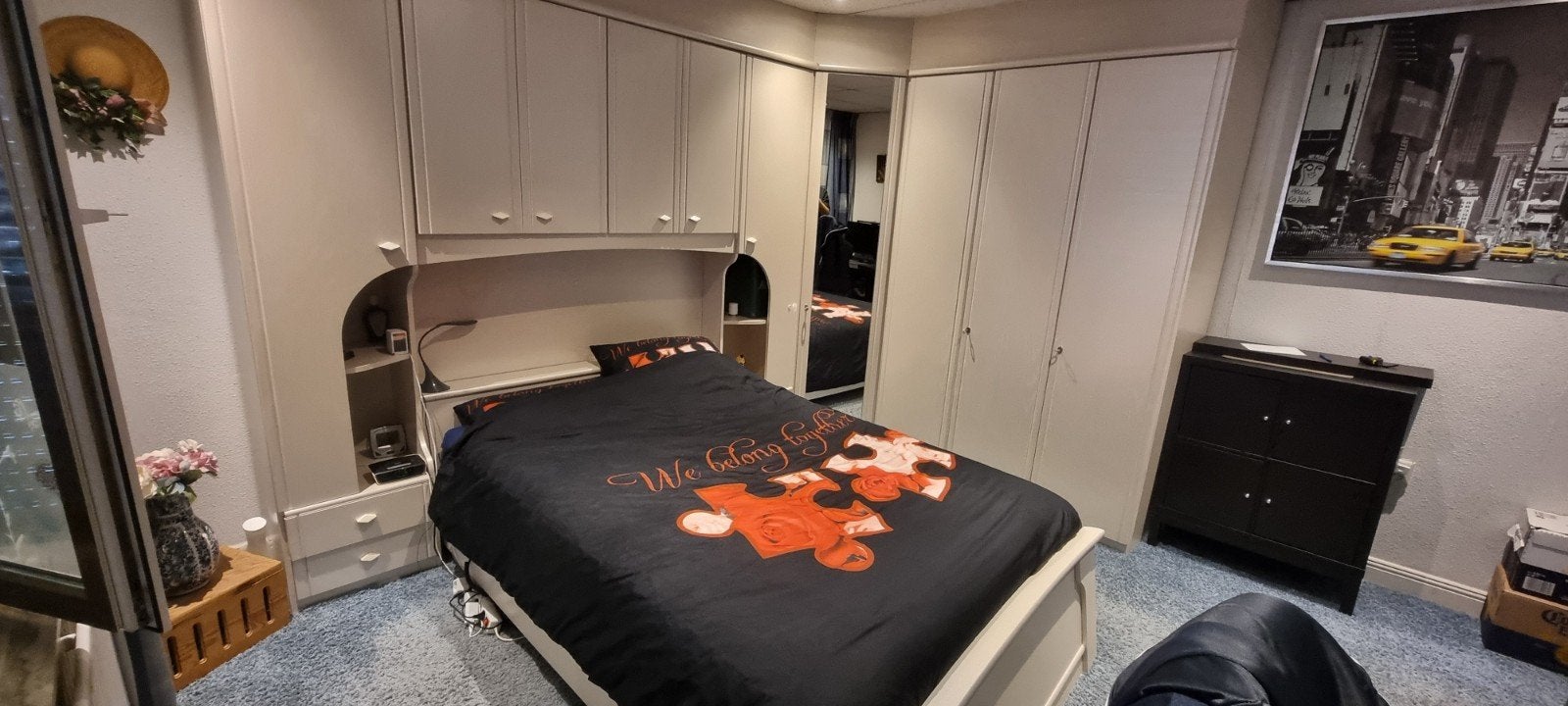 electriche bed bodems met matrassen en kastombouw, Ophalen, Wit, Tweepersoons, Hout