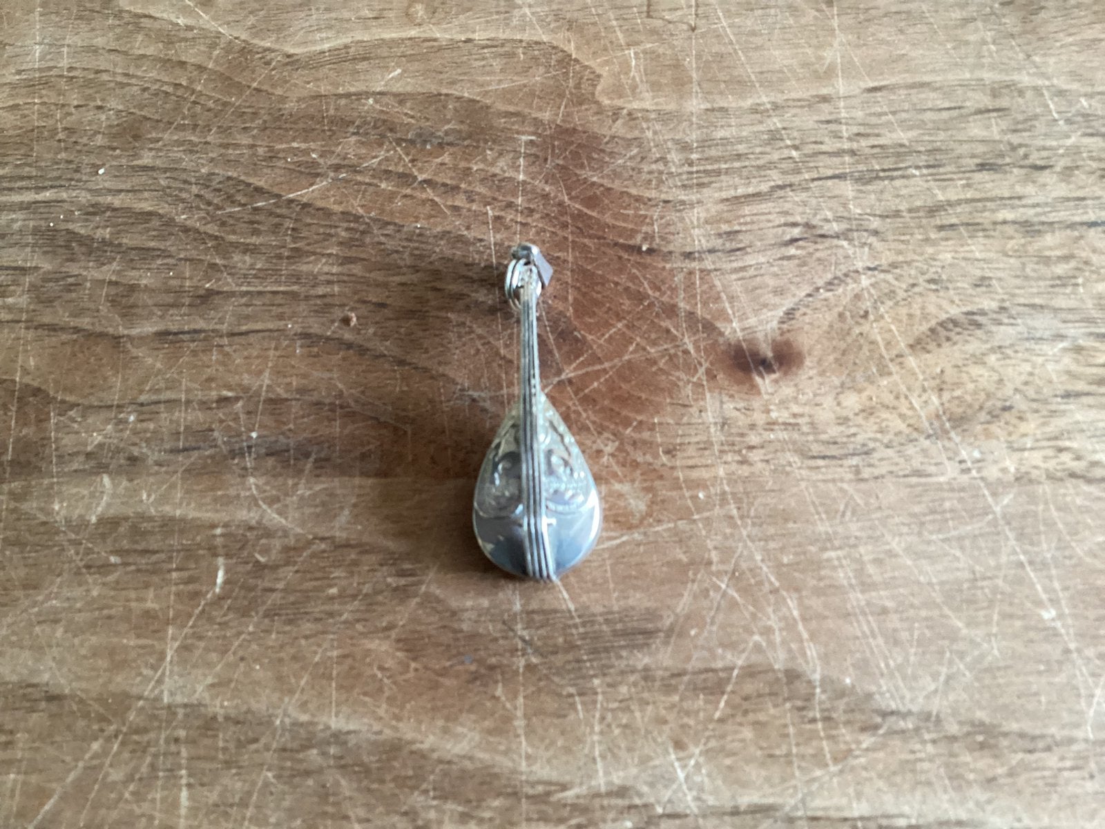 Zilveren kettinghanger luit, Ophalen of Verzenden, Zo goed als nieuw, Zilver