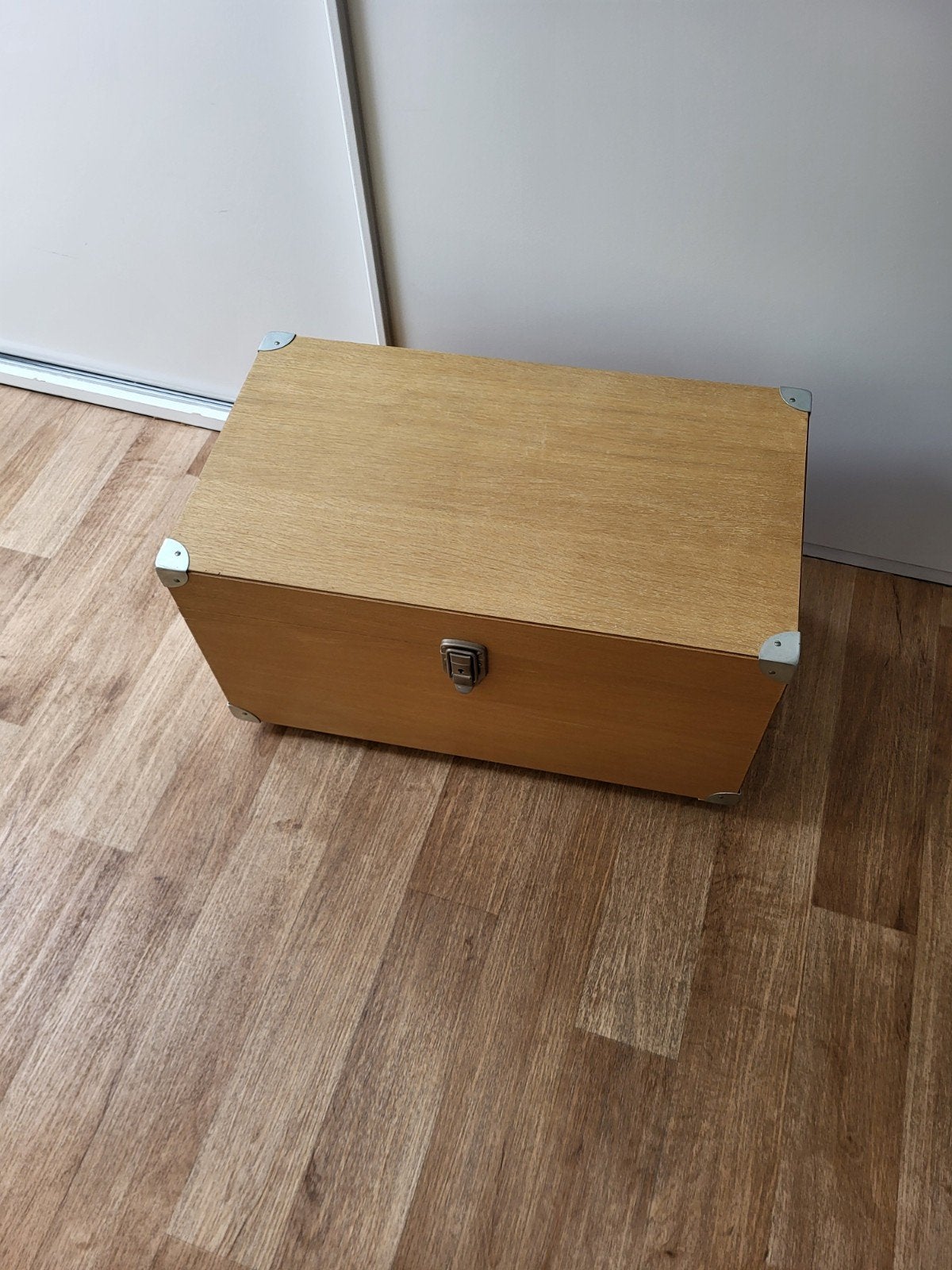 Etalage Houten opberg kist..opberg box..opberg bak..TEAB, Ophalen, Minder dan 50 cm, Zo goed als nieuw, 5 – 50