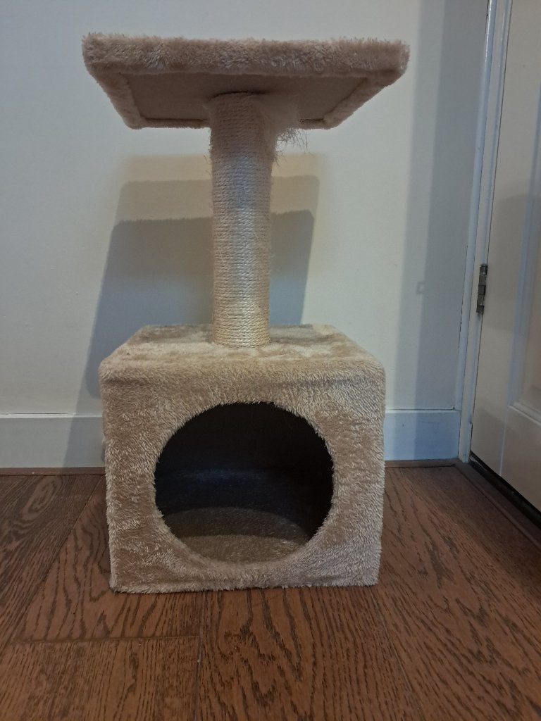 Kat huis met krabpaal, Dieren en Toebehoren, Ophalen, Gebruikt