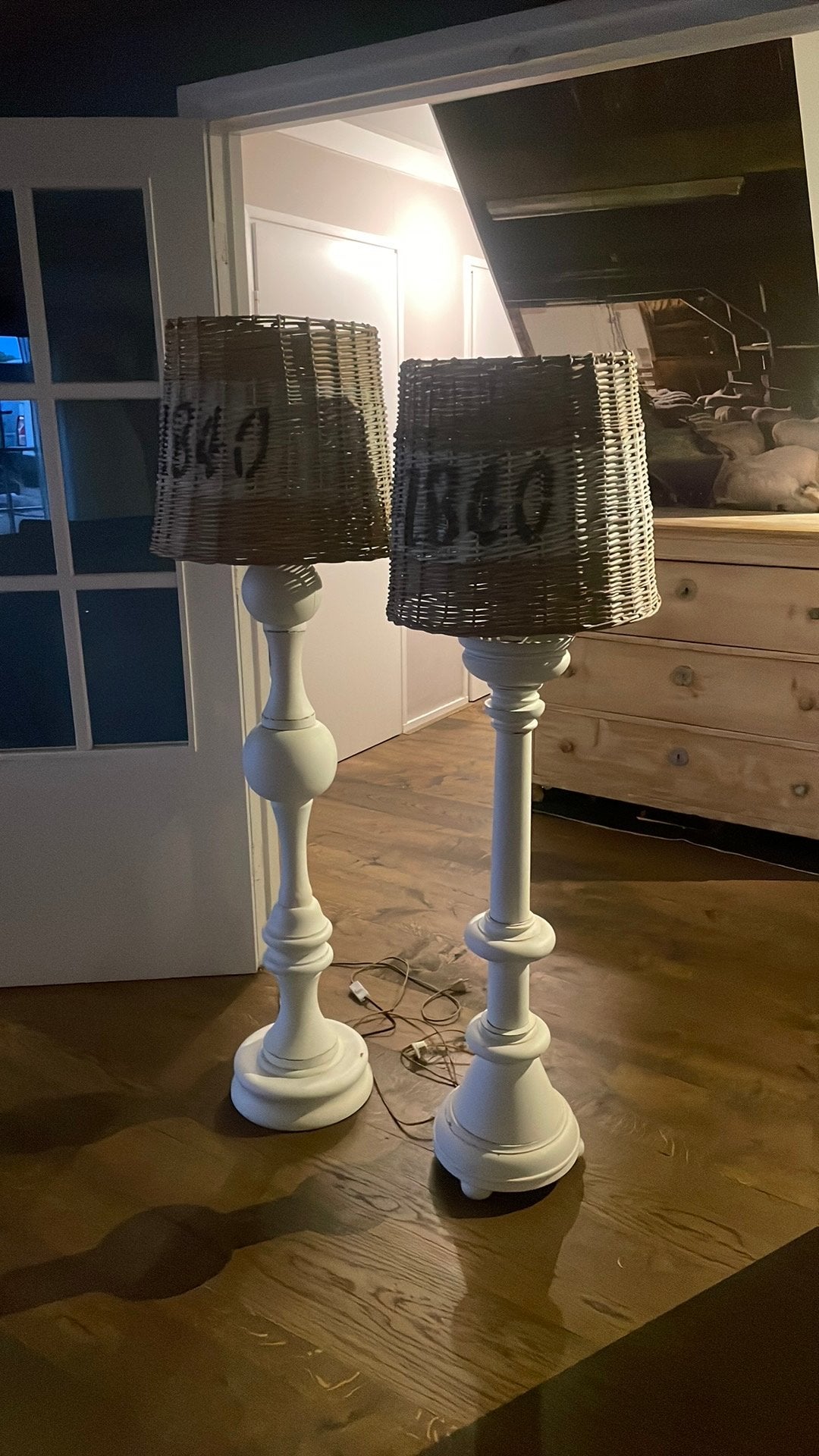 Brocante set kast, klok,lampenset, Antiek en Kunst, Ophalen