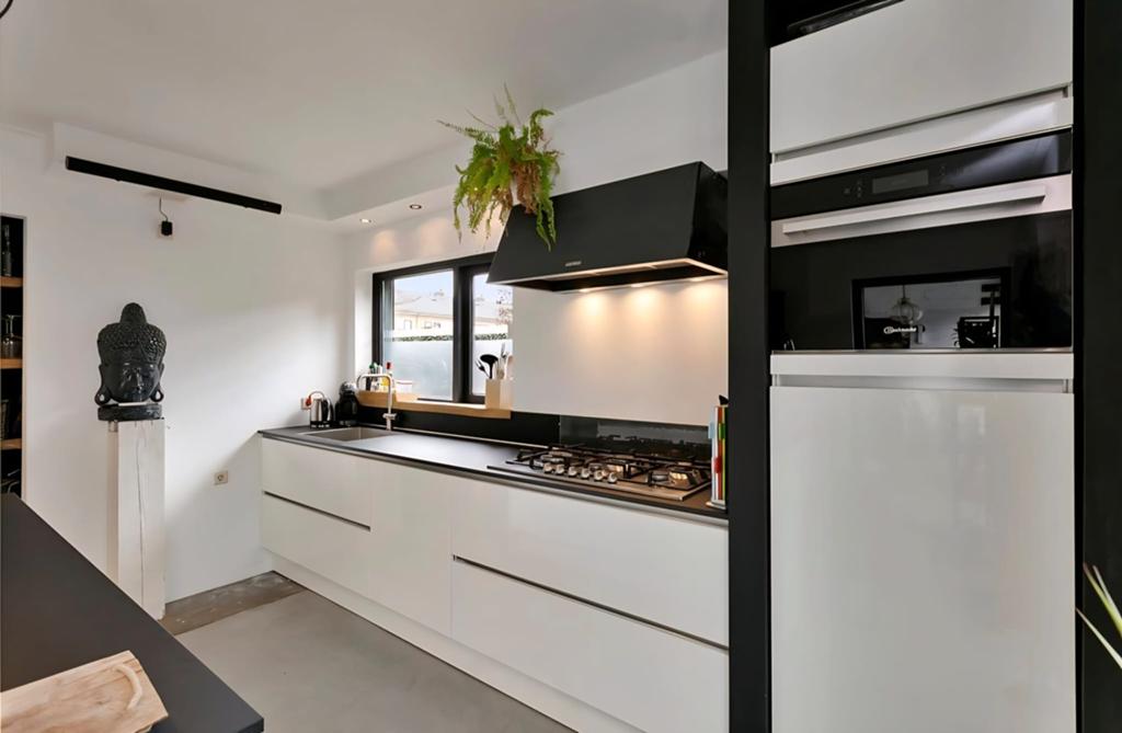 Moderne keukenblok 3,86m met apparatuur, zelf demonteren, Huis en Inrichting, Keuken | Complete keukens, Ophalen, Gebruikt, Wit