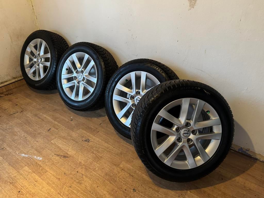 Volvo velgen 16” ZGAN Bridgestone banden 7mm - V60 / S60, Ophalen, 215 mm, Banden en Velgen, Nieuw