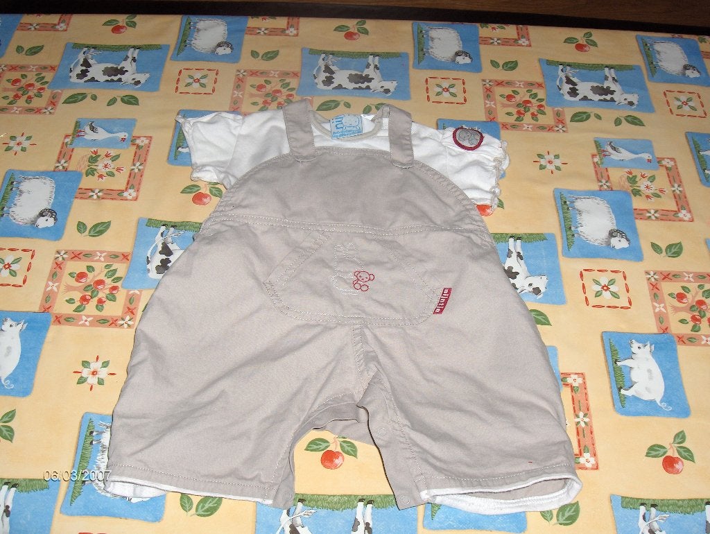 Bruin katoen tuin broekje + off white shirtje NIJNTJE mt 62, Kinderen en Baby's, Babykleding | Maat 62, Gebruikt, Broekje, Nijntje