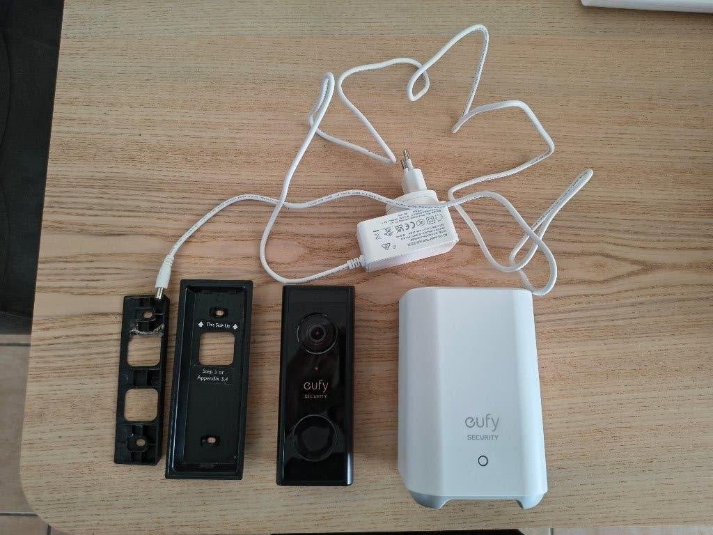 Eufy Deurbel met HomeBase, Ophalen of Verzenden, Ingebouwde camera, Gebruikt, Draadloos