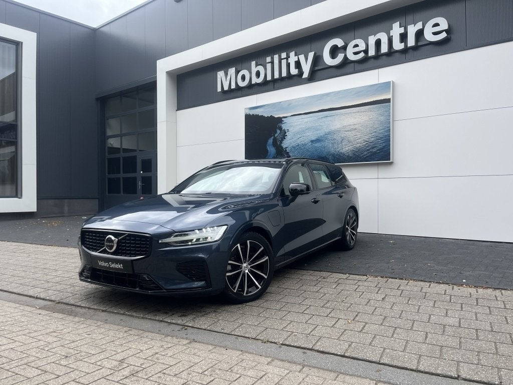 Volvo V60 T6 AWD + Dark | Harman & Kardon audio | Elektrisch