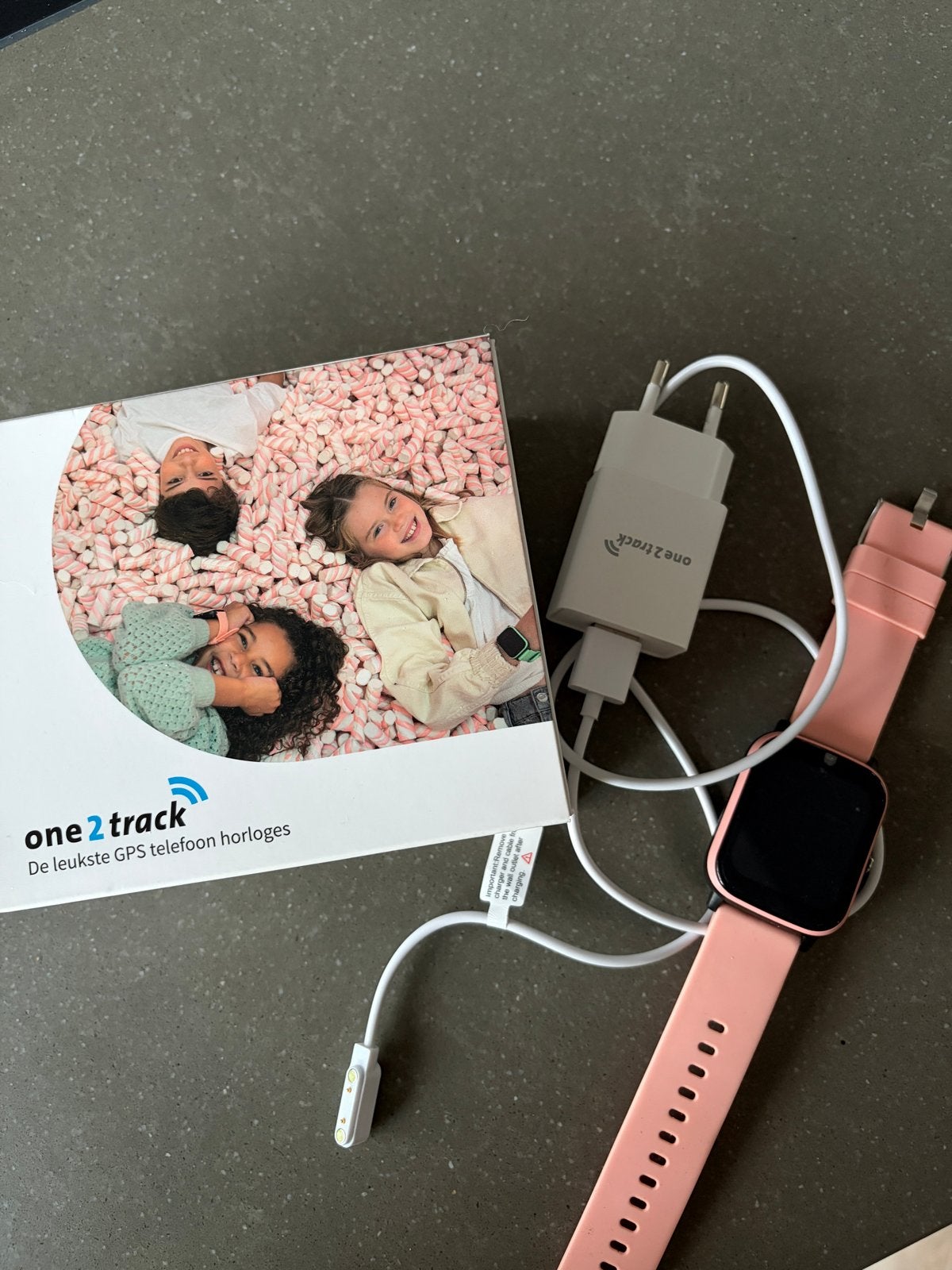 One2track Connect NEXT GPS horloge voor kinderen - Roze, Sieraden, Tassen en Uiterlijk, Ophalen of Verzenden, Zo goed als nieuw