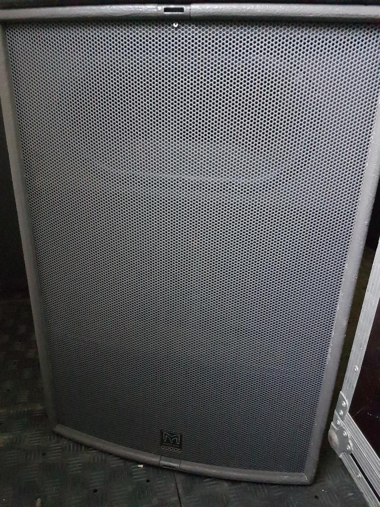 Martin Audio W8cs & LabGruppen FP9000, Ophalen, Zo goed als nieuw, Minder dan 500 watt