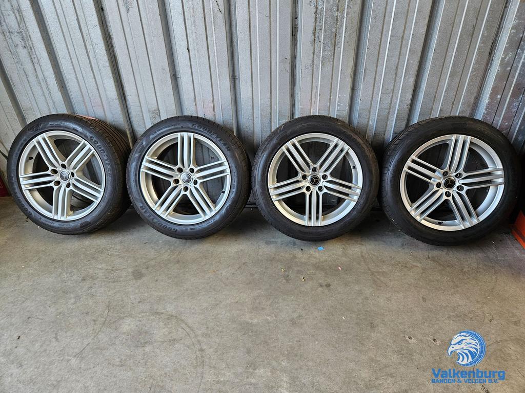 Mercedes Vito V-Klasse 18 inch velgen 5x112 zomerbanden 235/, Auto-onderdelen, Banden en Velgen, 18 inch, -, -, Banden en Velgen