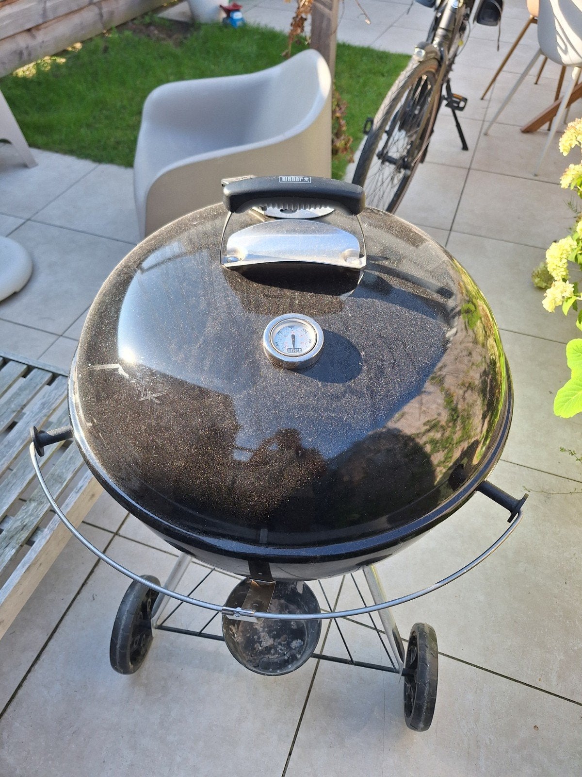 Weber Kettle Premium 57 cm diameter barbecue, Tuin en Terras, Ophalen, Gebruikt, Weber
