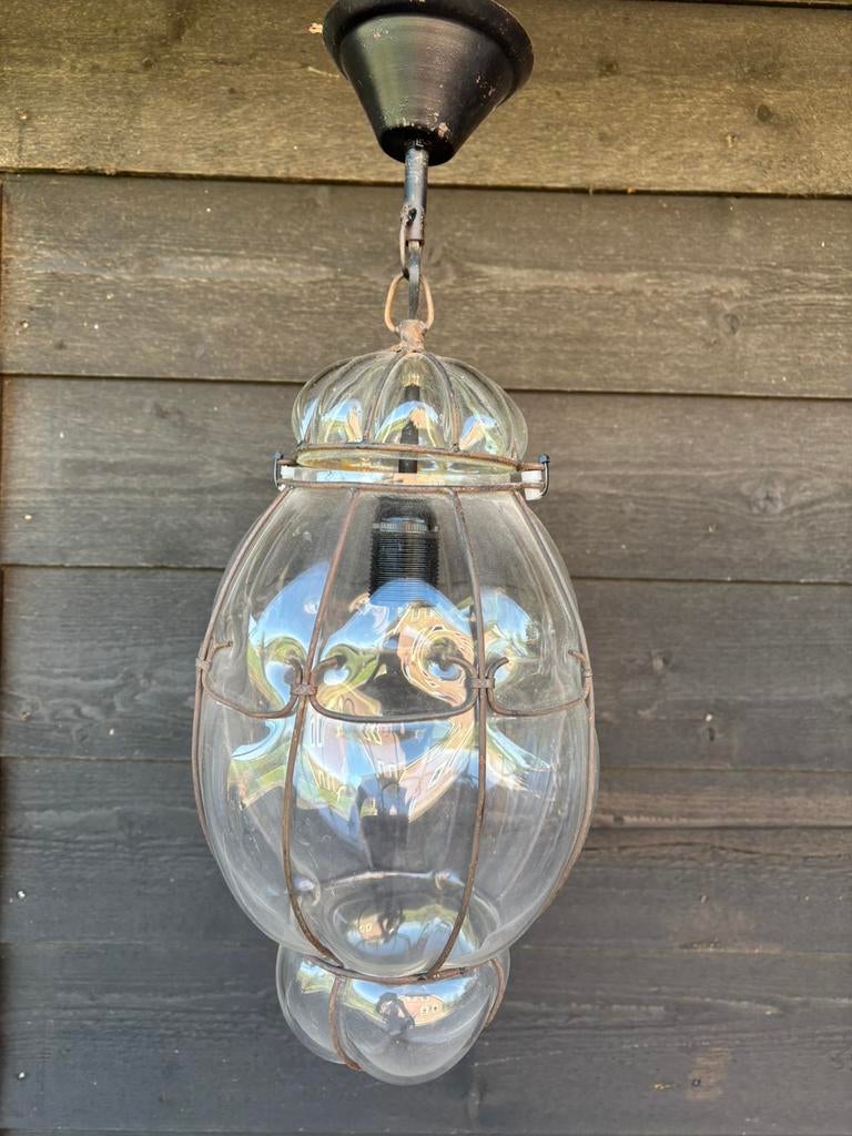 Venetiaanse lampen, Ophalen