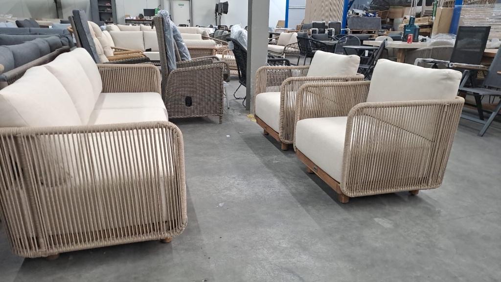Sienna stoel-bank loungeset | touw + hardhout | zand, Tuin en Terras, Tuinsets en Loungesets, Ophalen, 5 zitplaatsen, Aston Martinlaan 36