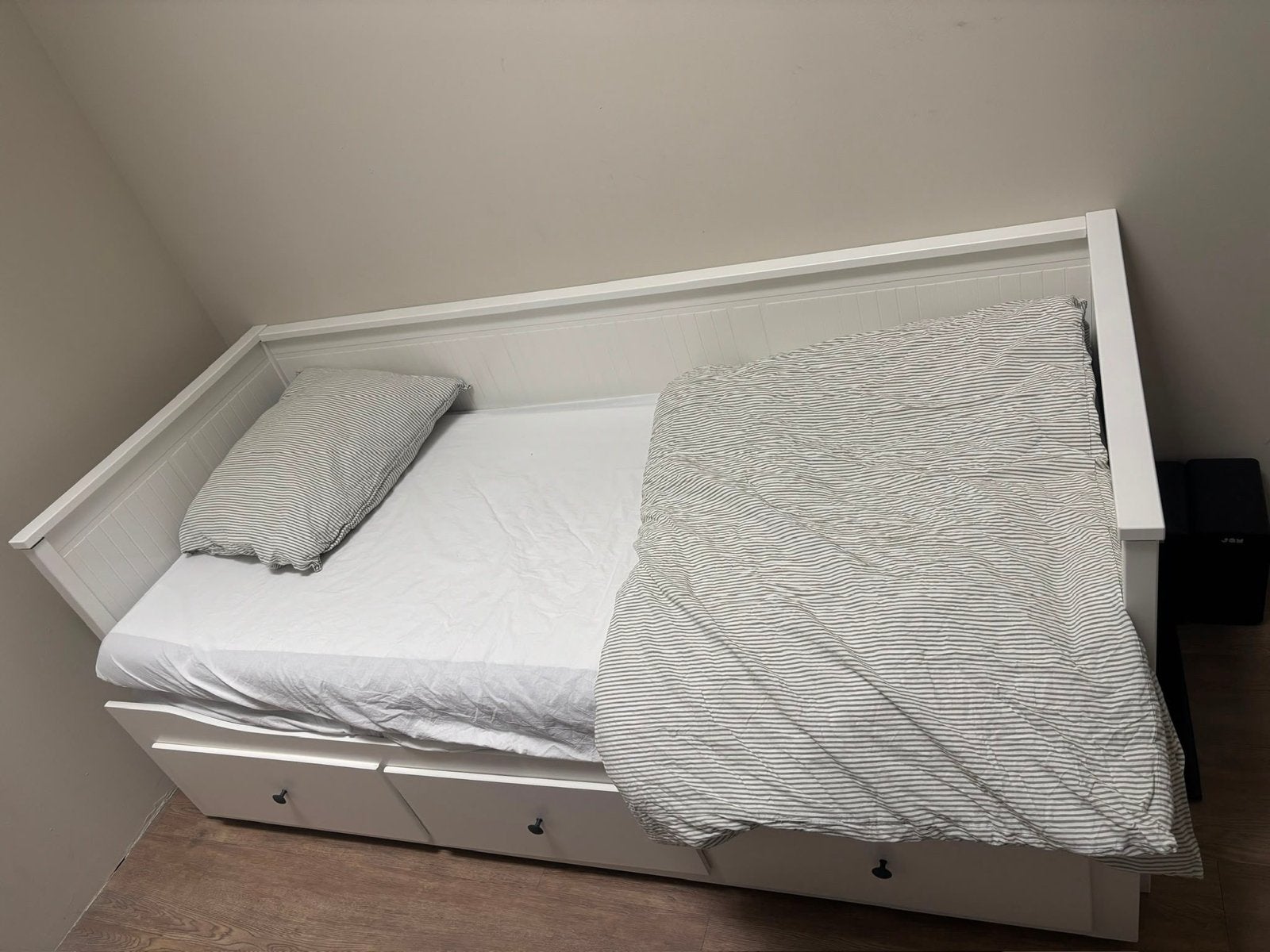 IKEA Hemnes Uitschuifbed incl. dekens+kussen+overtrek, Ophalen, Verstelbaar, Wit, 200 cm