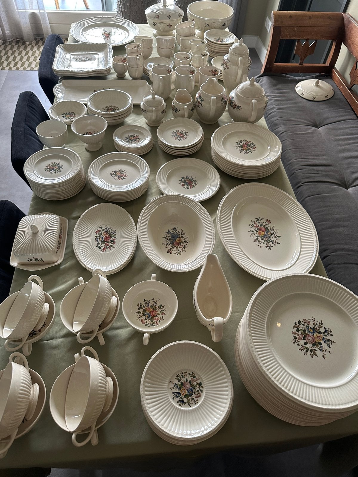 Veel wedgwood conway servies borden schalen kopjes bekers, Ophalen