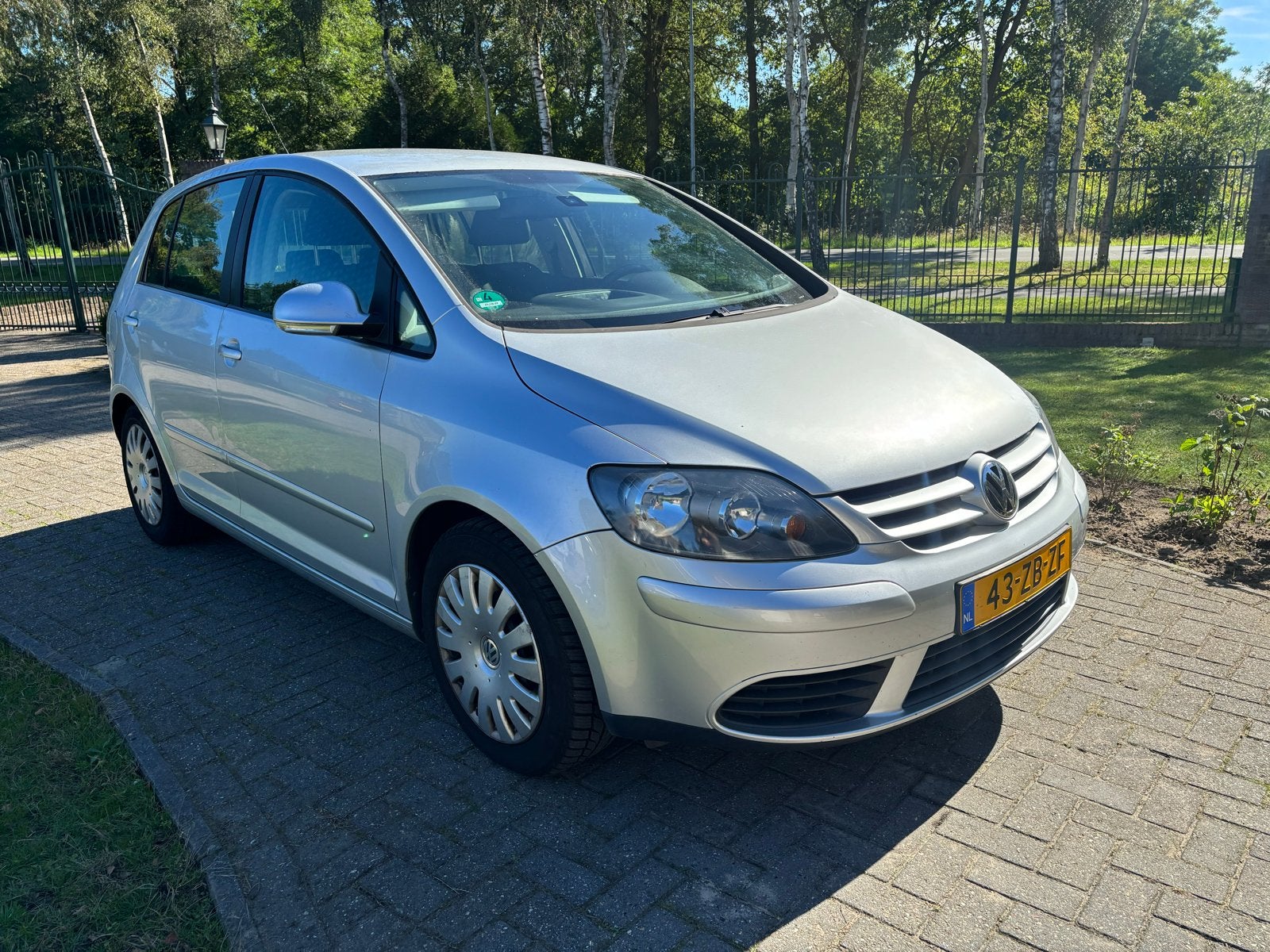 Foto 4 van Volkswagen Golf Plus 1.4 TSI 90KW 2008 Grijs