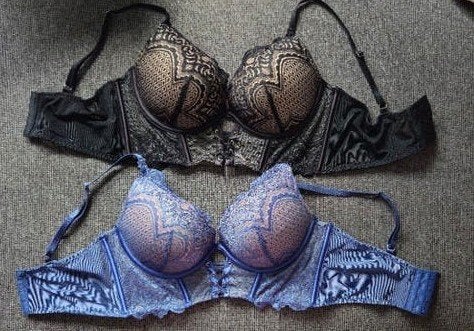 Hunkemöller BH's 75C - Zwart (nieuw) en Blauw (z.g.a.n.), Hunkemöller, Verzenden, Zwart, BH