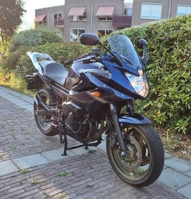 Yamaha XJ6 Diversion met topkoffer, 12000km, 4 cilinders, Motorrijbewijs A, Gebruikt, Particulier