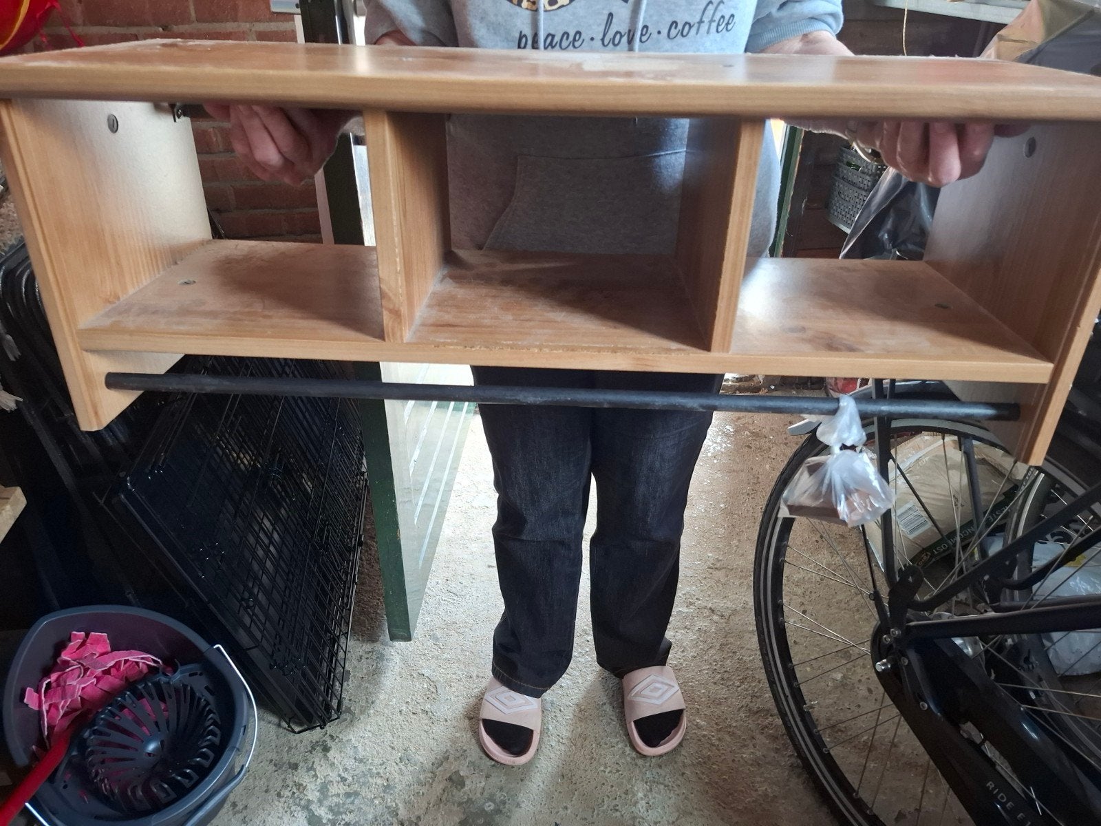 GRATIS OPHALEN!! Houten kapstok met stang, Huis en Inrichting, Ophalen, Gebruikt