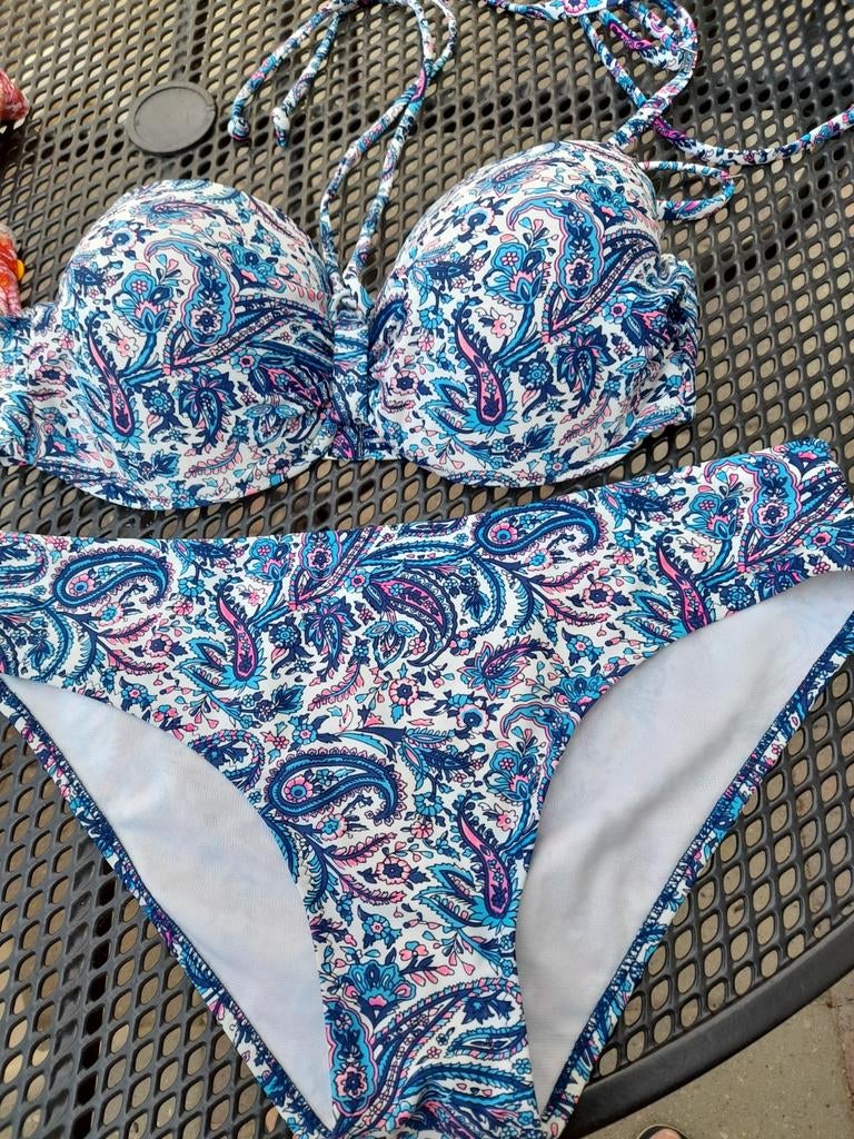 Bikini 38-40C, Ophalen of Verzenden, Zo goed als nieuw, Bikini