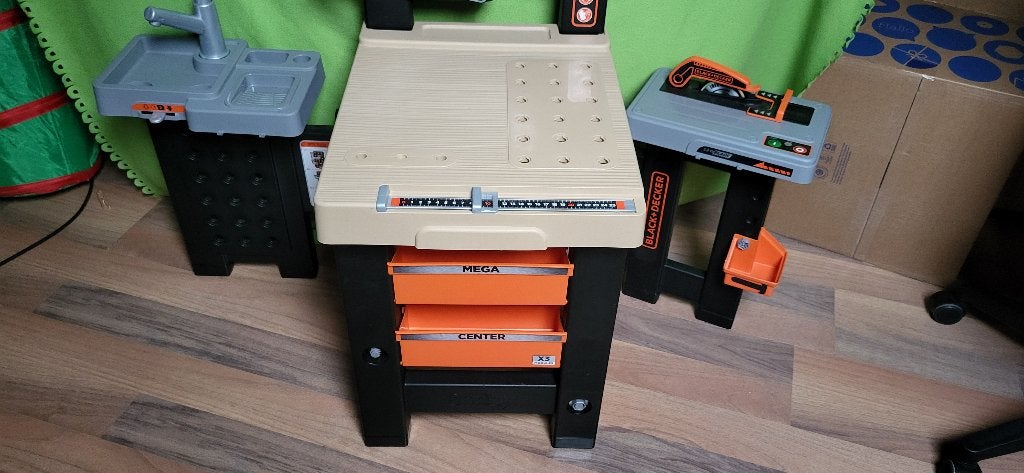 Smoby - Speelgoedwerkbank - Black & Decker mega center, Ophalen, Zo goed als nieuw, Jongen of Meisje