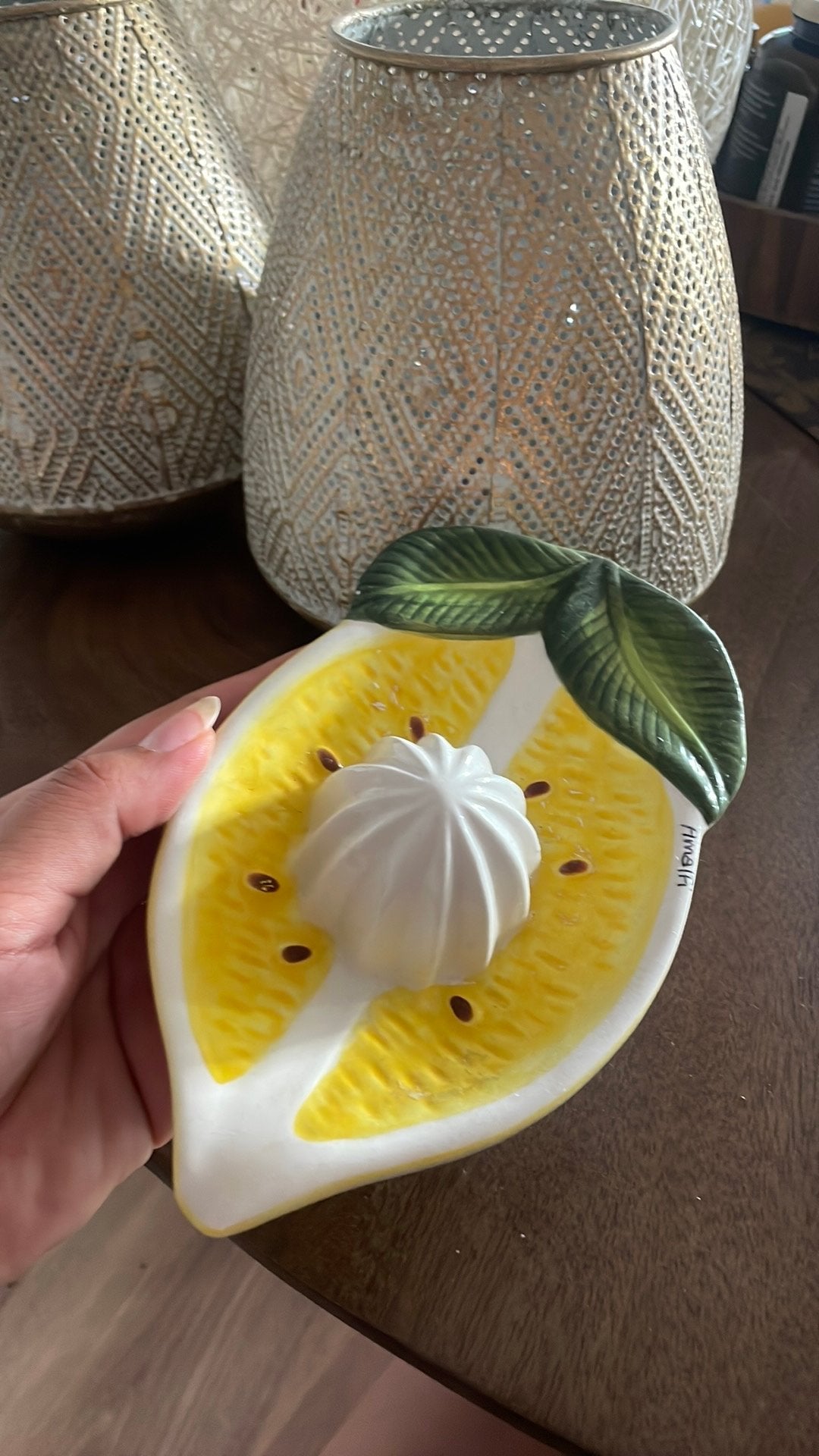 Amalfi citruspers, Ophalen
