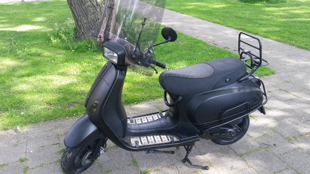 vespa btc riva 2020, geel kenteken, inruil mogelijk, Overige modellen, Ophalen of Verzenden, Zo goed als nieuw, Benzine