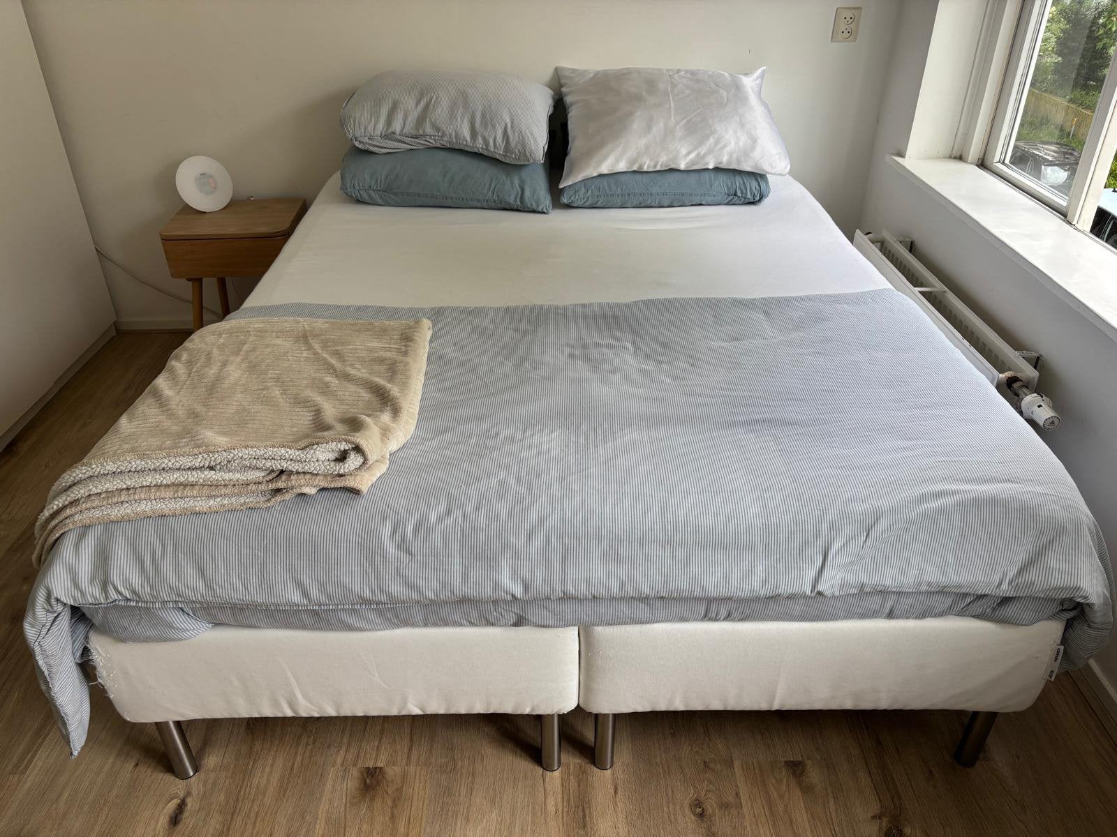 Bedframe (Espevär/Vesteröy), Ophalen, Gebruikt, Wit, Tweepersoons