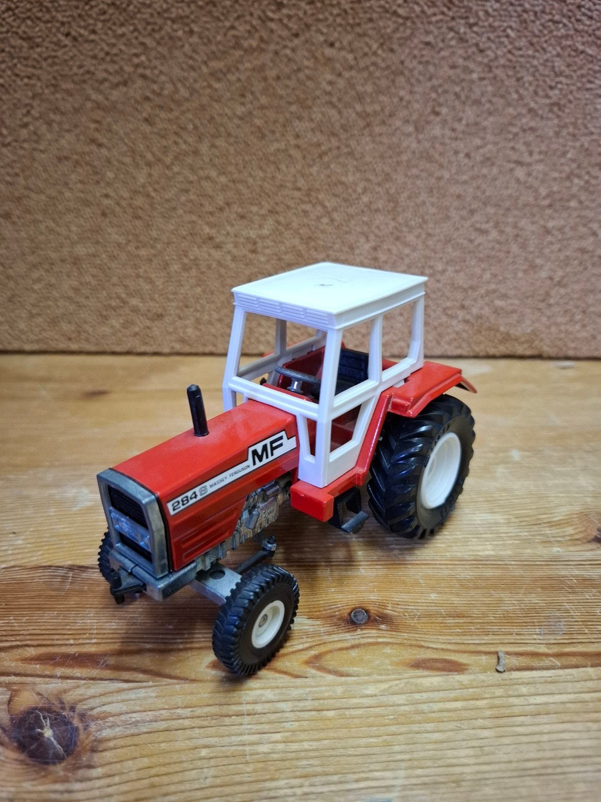 Siku MF 284S, Ophalen of Verzenden, Gebruikt, Tractor of Landbouw, SIKU
