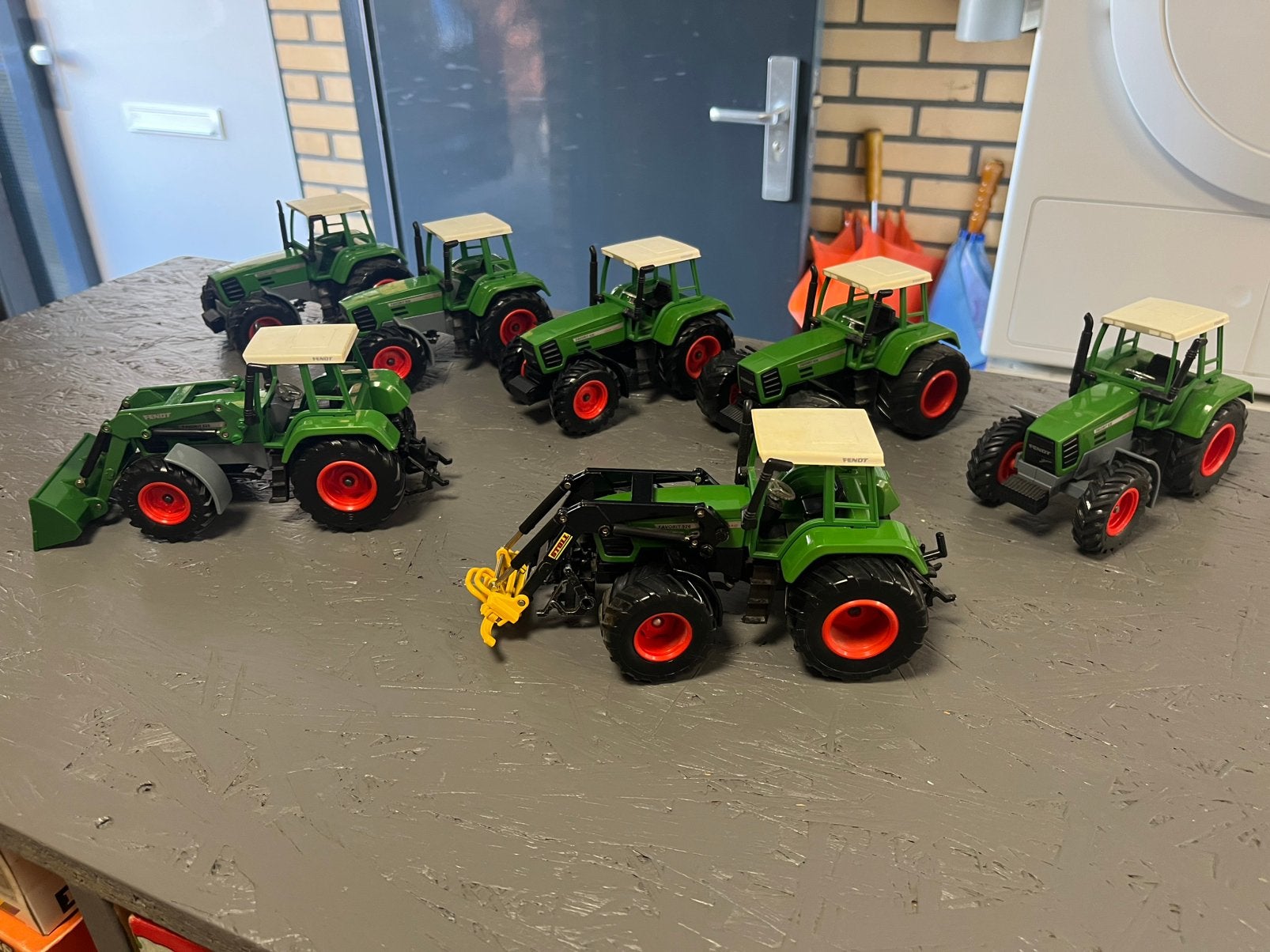 Zeven maal Fendt 926 trekkers Siku, Ophalen of Verzenden, Zo goed als nieuw, Tractor of Landbouw, SIKU