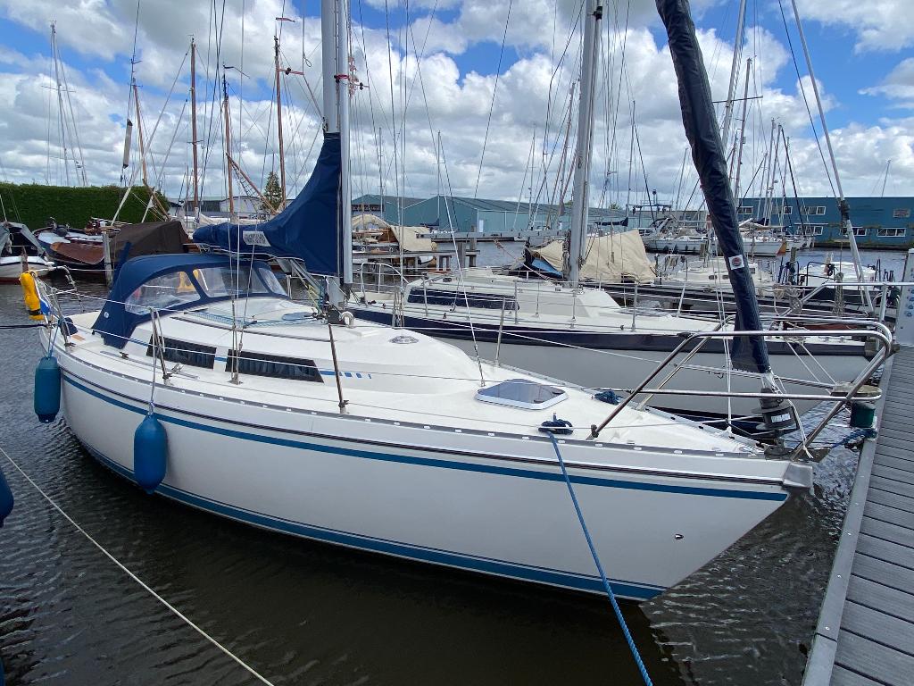 Friendship 28 MKIII  ondiepe kiel 1.20m. en scoop, Watersport en Boten, 9 m, Gebruikt, Binnenboordmotor, 18 pk