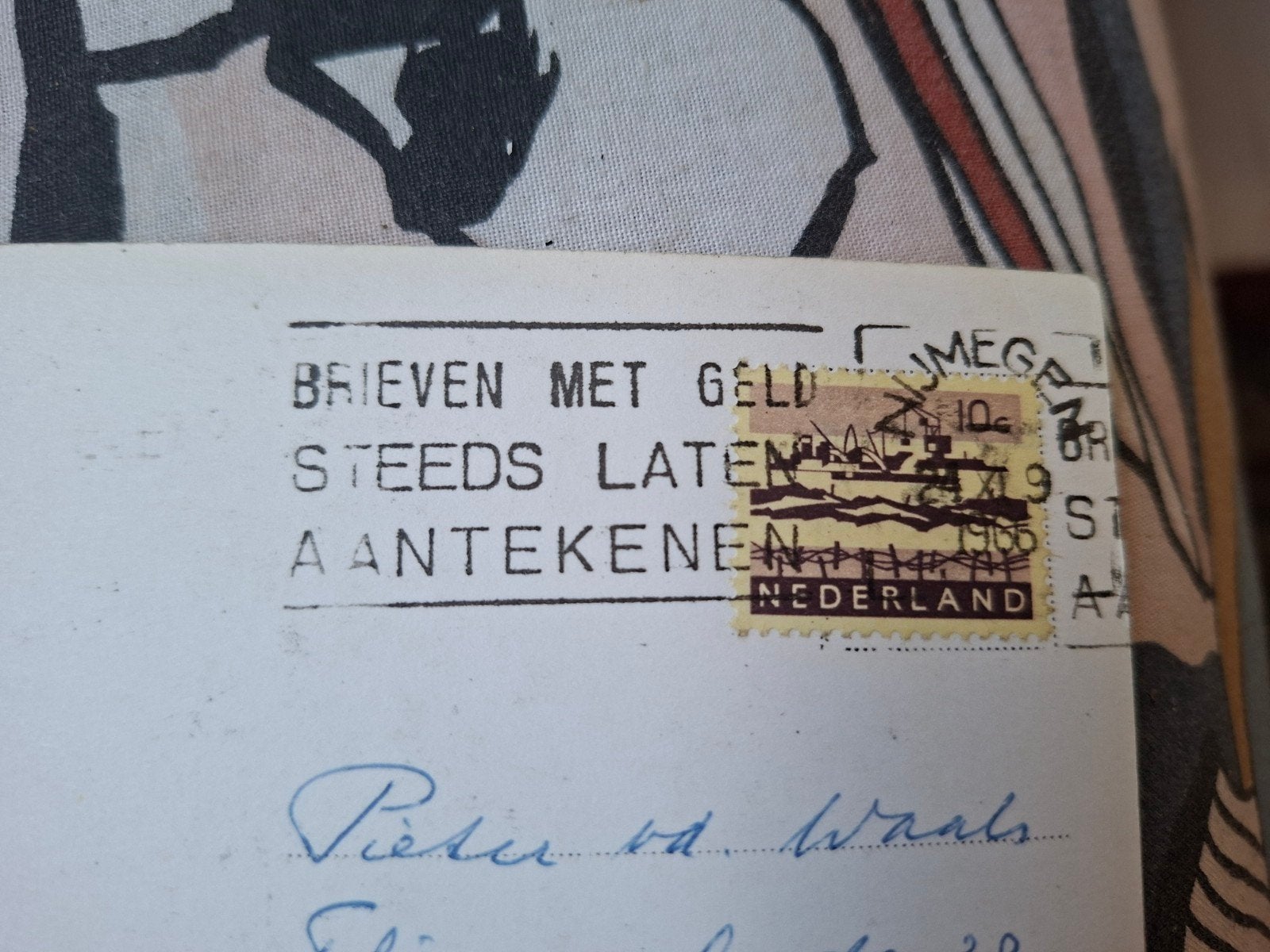 Oude Nederlandse postzegel op envelop - 1966, Postzegels en Munten, Ophalen of Verzenden
