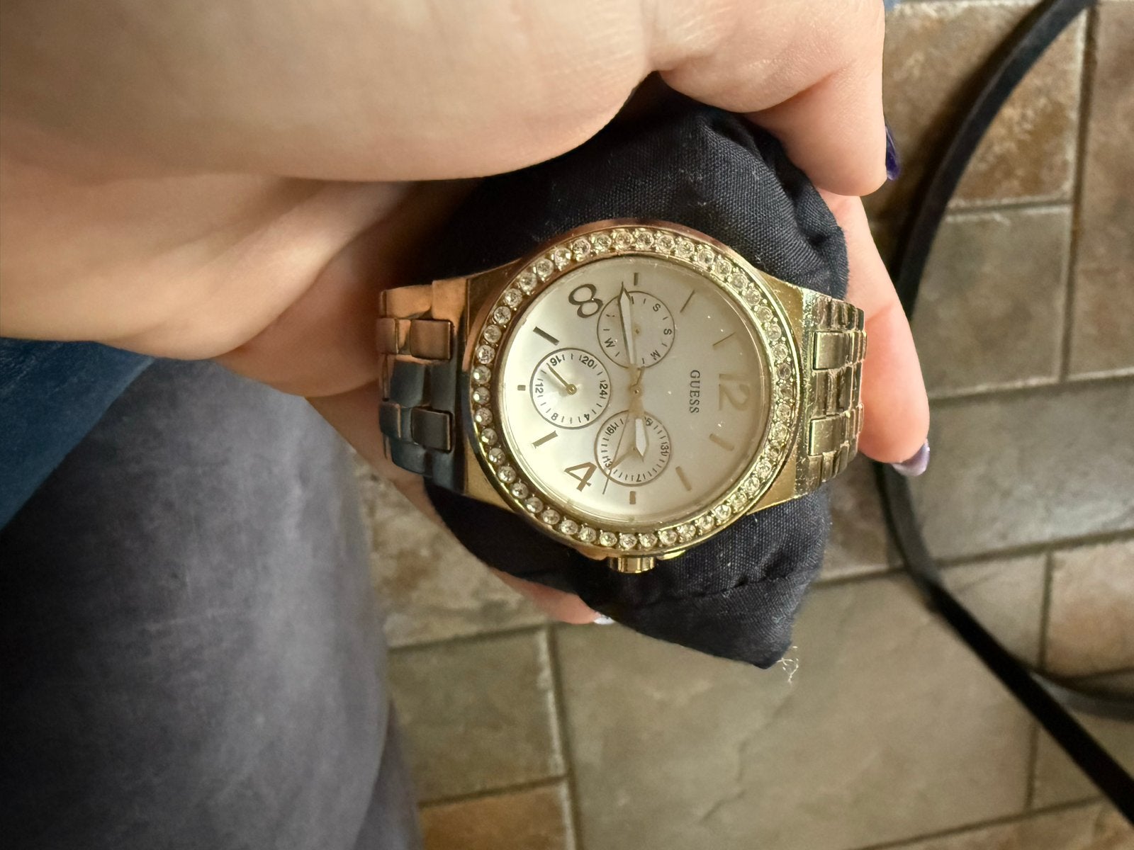 Guess dameshorloge goudkleurig met strass, Ophalen, Gebruikt, Guess, Polshorloge