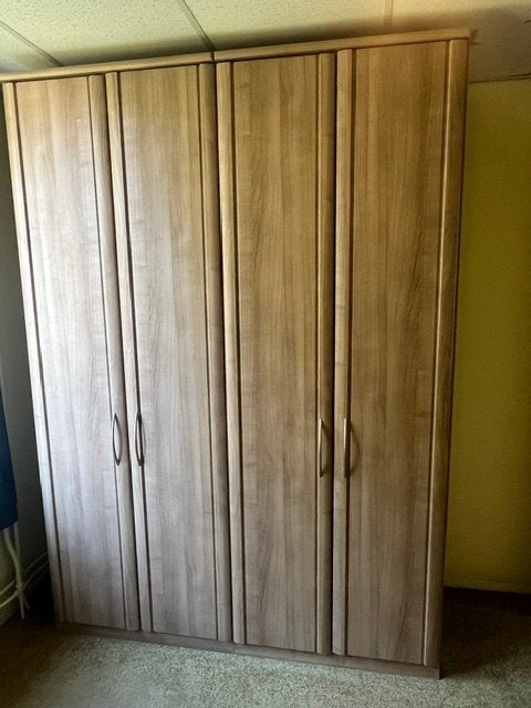 Slaapkamer kast, Ophalen, Overige materialen, Gebruikt, 200 cm of meer