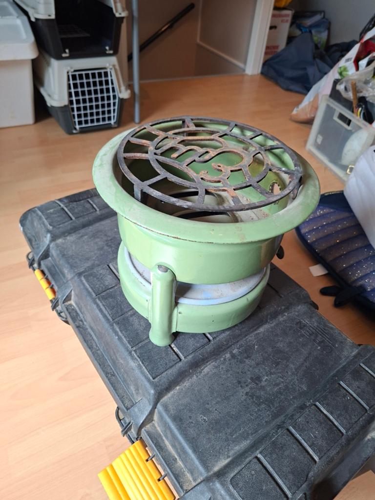 Oude Edy petroleumstel - Army groen, Ophalen