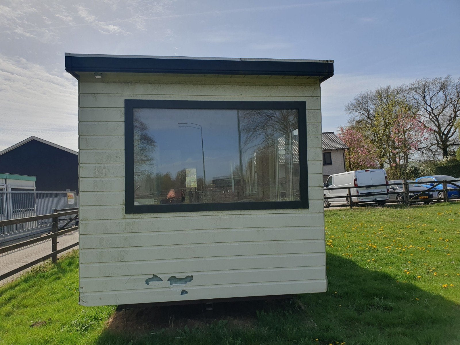 Synhome Chalet / Stacaravan 8x2,5m douche & toilet apart