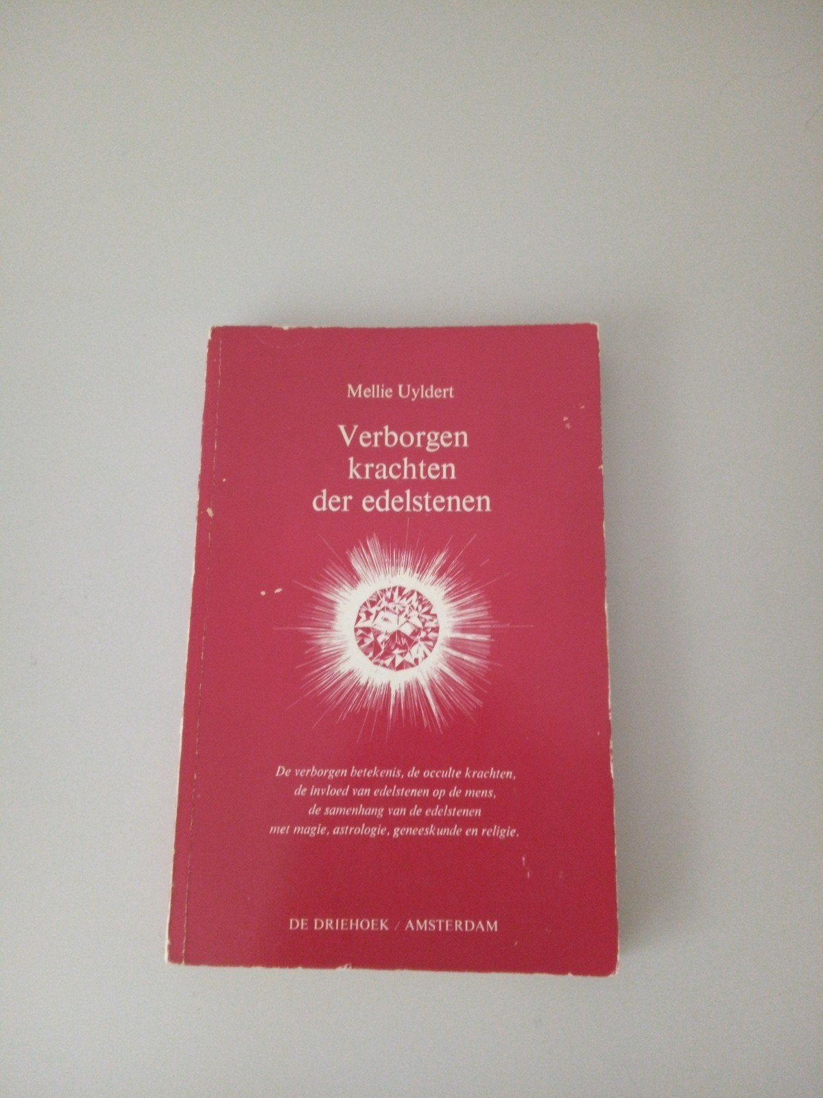 Verborgen krachten der edelstenen - Mellie Uyldert, Boeken, Esoterie en Spiritualiteit, Gelezen, Achtergrond en Informatie, Spiritualiteit algemeen
