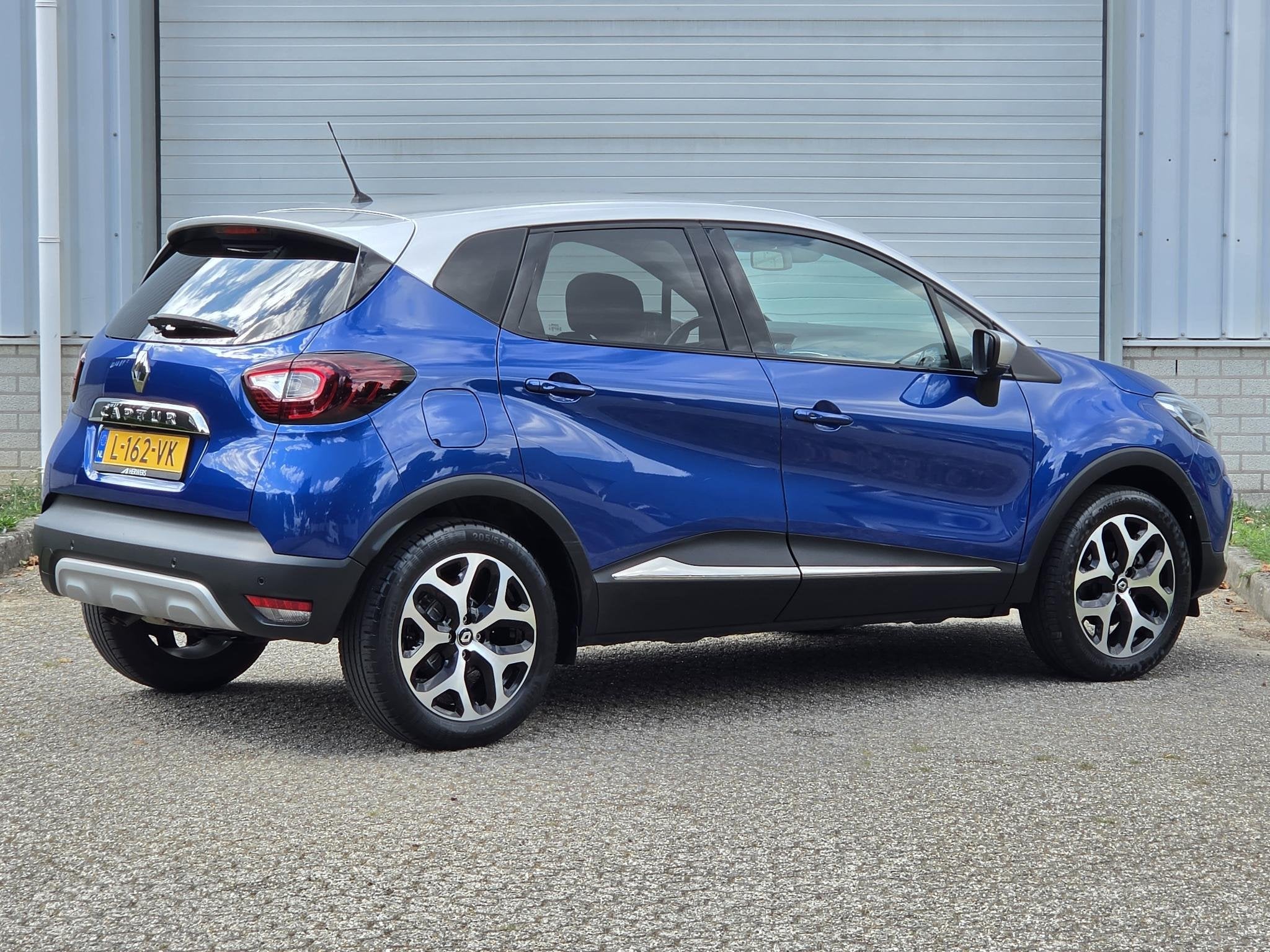 Renault Captur 1.3 Intens 150PK / 1e Eigenaar / Dealer Onder, Auto's, Renault, Voorwielaandrijving, Stof, Gebruikt, Euro 6