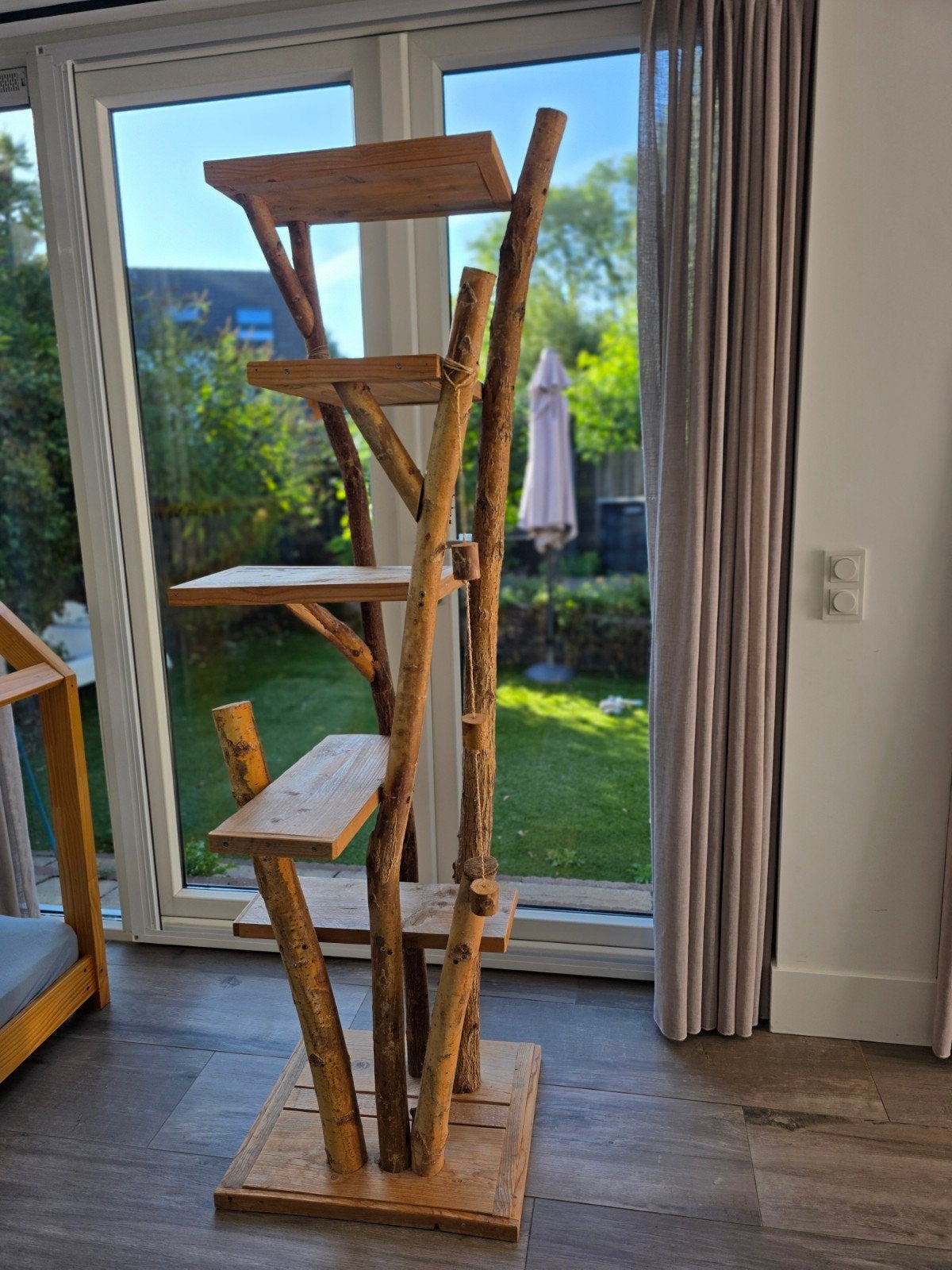 Mooie handgemaakte klimboom Koko XL, Ophalen, Zo goed als nieuw, Krabpaal