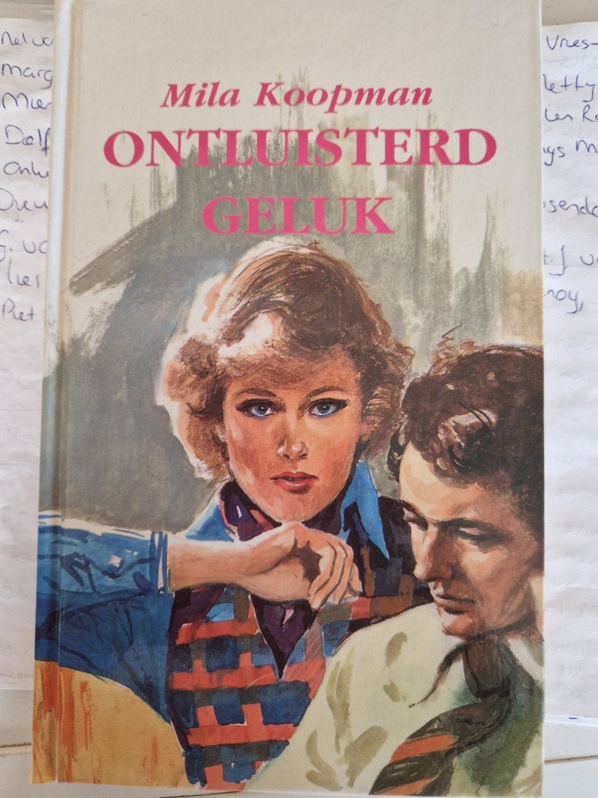 Ontluisterd Geluk - Mila Koopman (Vigila Romans), Boeken, Ophalen of Verzenden, Gelezen, Mila Koopman, Nederland