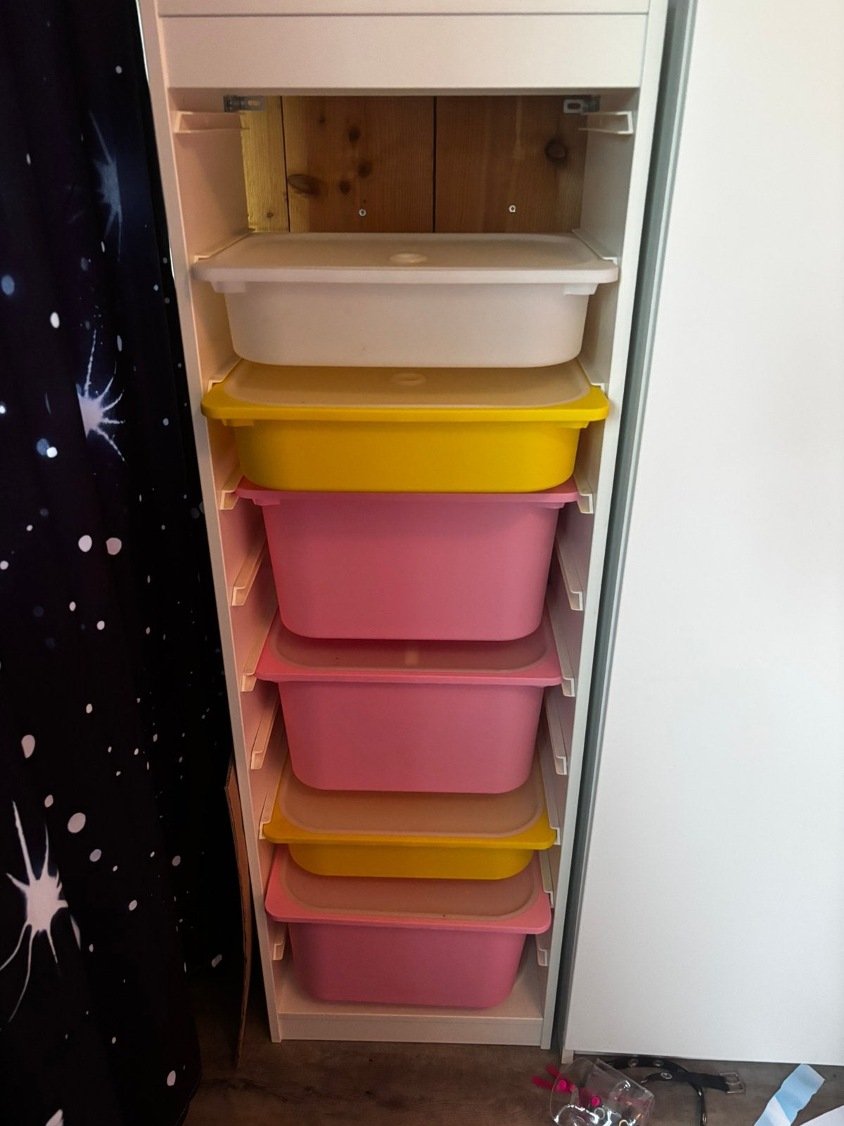 Ikea bakken kast, Huis en Inrichting, Ophalen, 50 tot 100 cm, Zo goed als nieuw, Minder dan 100 cm