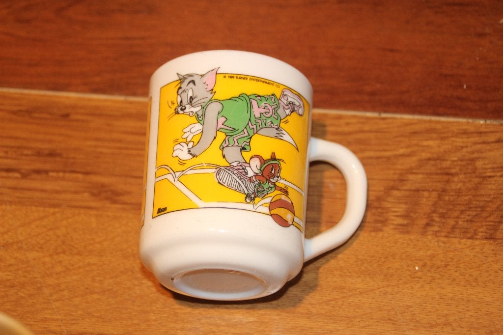 mok tom en jerry, Zo goed als nieuw, Overige stijlen, Aardewerk, Mok