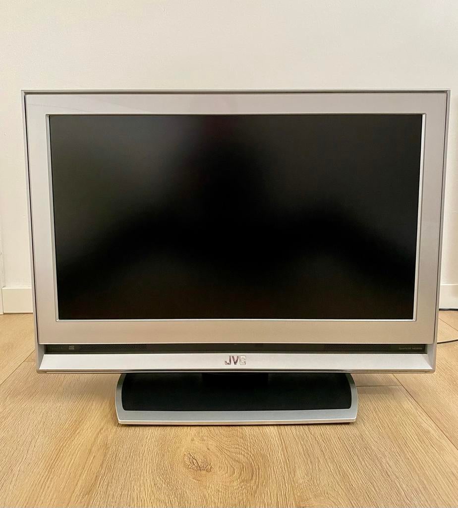 JVC LCD televisie TV beedscherm draaivoet afstandsbediening, 50 Hz, Zo goed als nieuw, 60 tot 80 cm, Ophalen