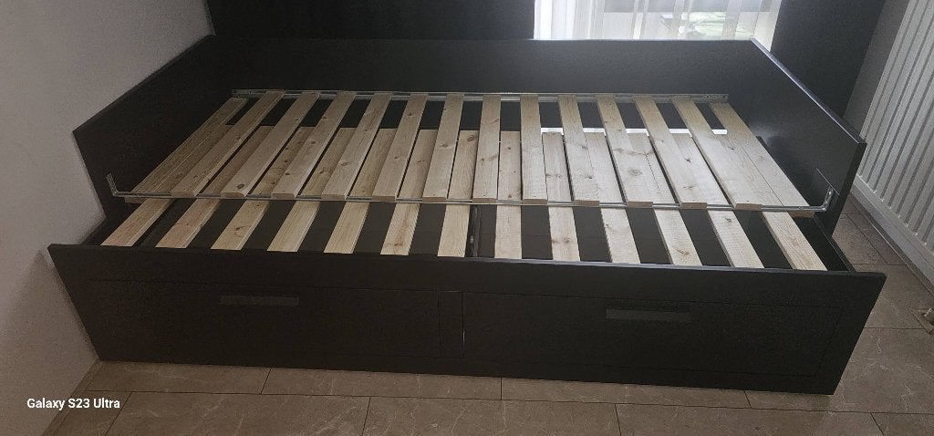 Bed, Ophalen, Zwart, Tweepersoons, Zo goed als nieuw