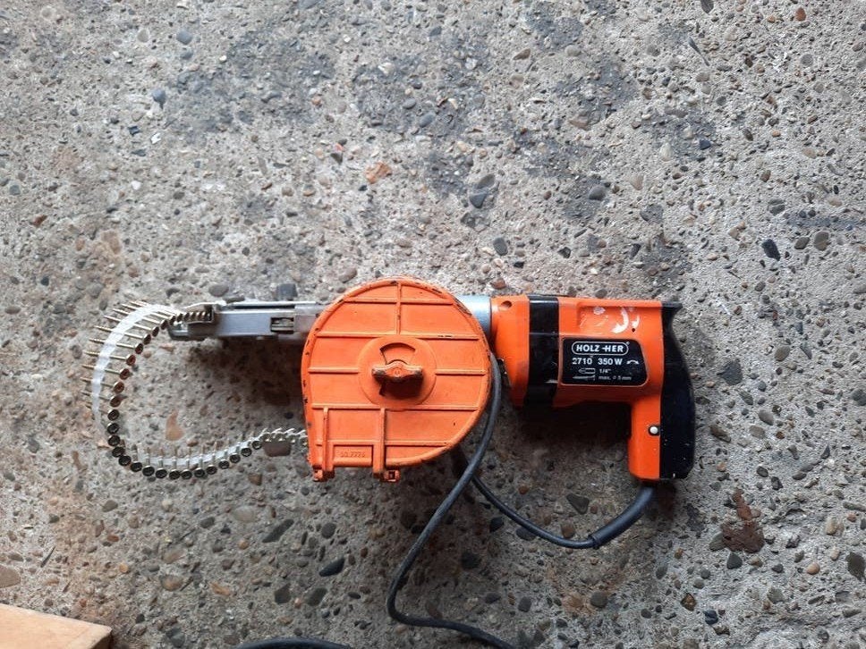 Holz her 2710 schroefautomaat
Bieden naar waarde
l, Ophalen of Verzenden, Gebruikt