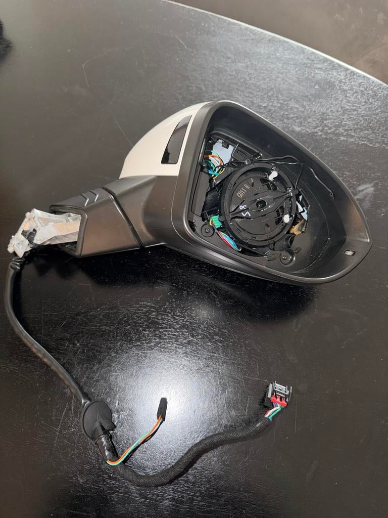 VW Golf 8.5 Rechter Spiegel met Side Assist & Verlichting, Ophalen of Verzenden, Gebruikt, Volkswagen