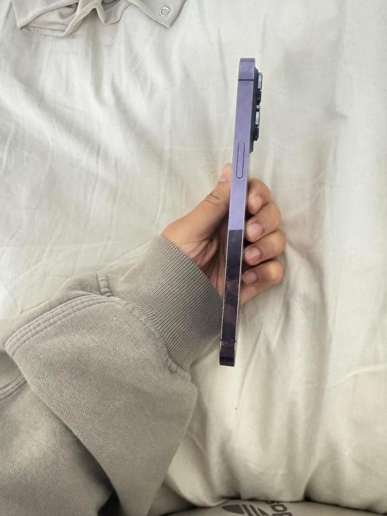 iPhone 14 Pro Max - Zeer goede staat, zuinige batterij, Computers en Software, Apple Macbooks, Ophalen of Verzenden, Zo goed als nieuw